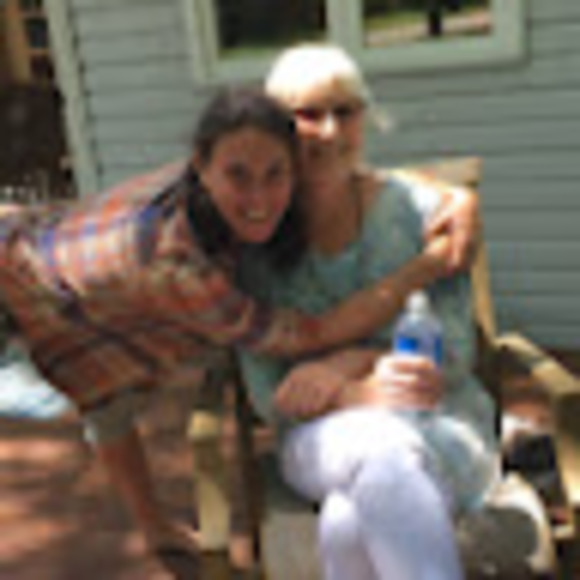 Meet your Posher, Carol - Picture 1 of 1